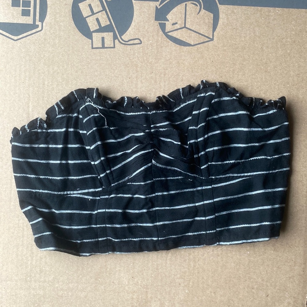 American Eagle Crop Top